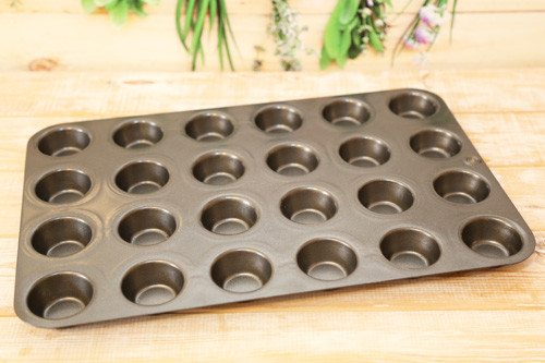 Pampered Chef Mini-Muffinform Deluxe