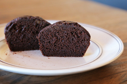 Pampered Chef vegane Schoko-Muffins aufgeschnitten