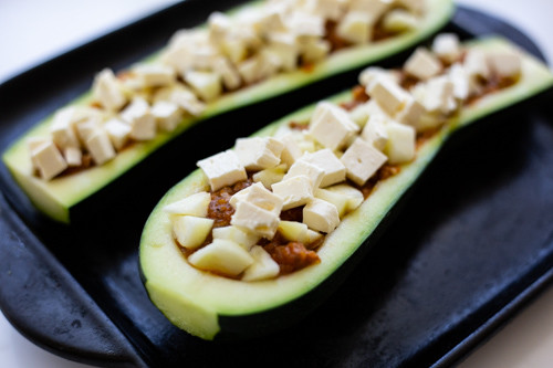 gefüllte_Zucchini Gefüllte Zucchini vor dem Backen