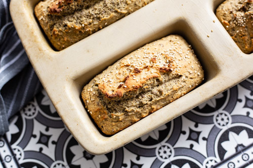 Pampered Chef Buchweizenbrot in Mini-Kastenform von oben