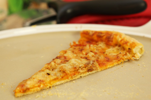 Pampered Chef Weiße Lady Pizza Käserand