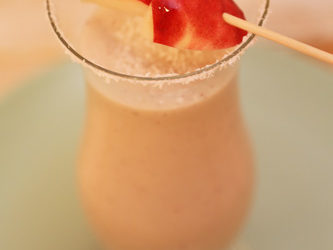 Bananen-Pfirsich-Milchshake mit dem Thermomix