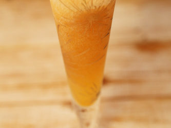 Bellini-Sekt-Slush mit dem Thermomix