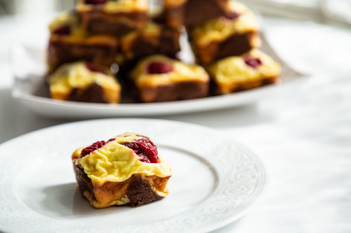 Pampered Chef Brownie mit Cheesecake-Topping