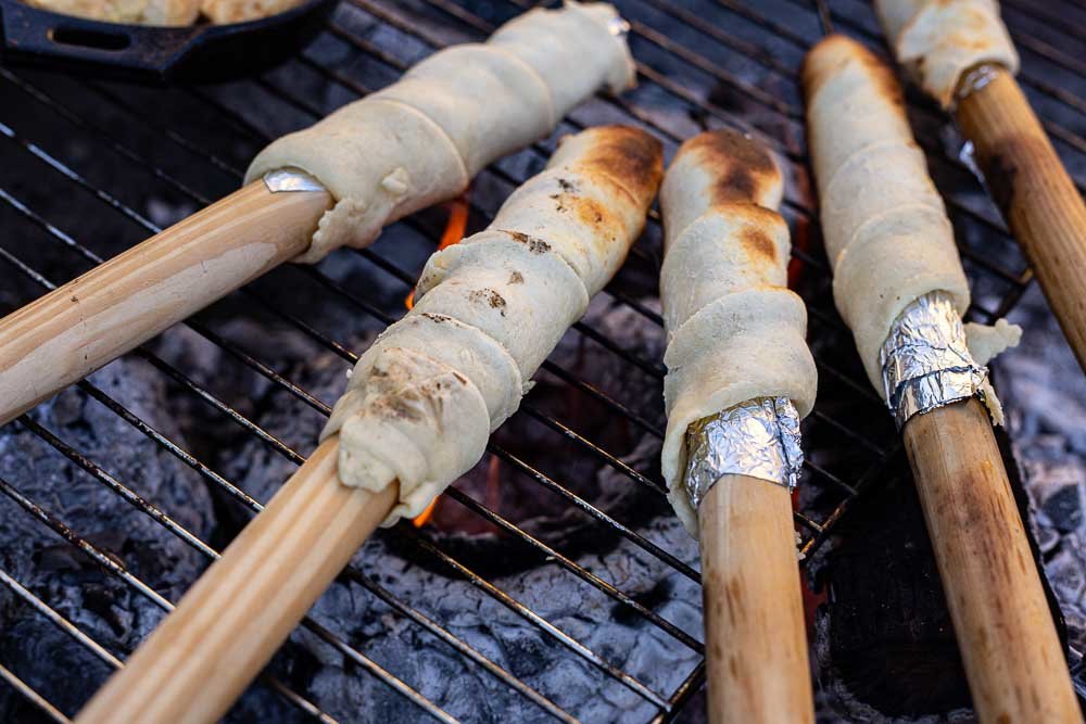Thermomix Stockbrot beim Backen