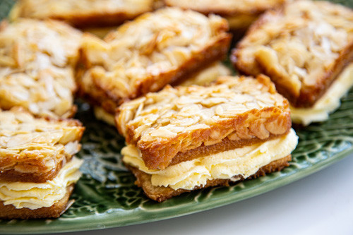 Pampered Chef Mini-Bienenstich-Kuchen