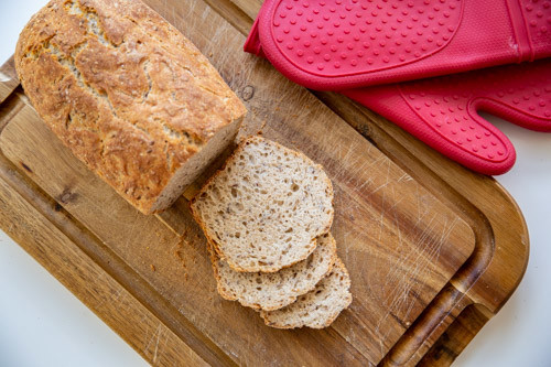 Pampered Chef Vollkorn-Einkorn-Dinkel-Brot von oben
