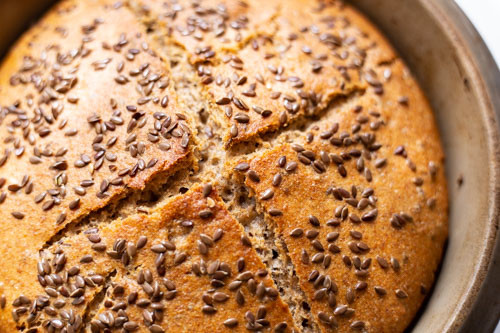 Pampered Chef Einkorn-Roggen-Sauerteigbrot