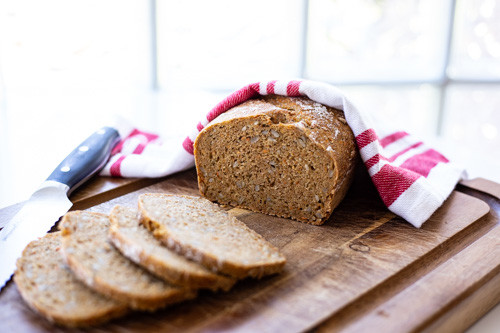 Pampered Chef Dinkel-Möhren-Brot