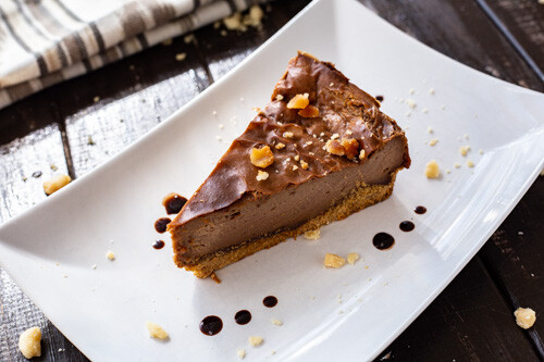 Pampered Chef Chocolate-Peanut-Cake Stück