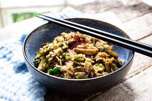 Pampered Chef vegane Asia-Reispfanne nah