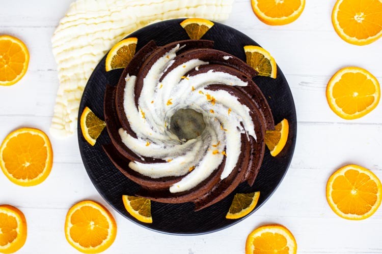 Thermomix Schokoladen-Orangen-Kuchen fertig gebacken von oben