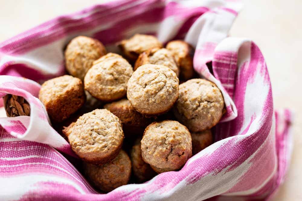 Frühstücksmuffins von oben Thermomix im Körbchen