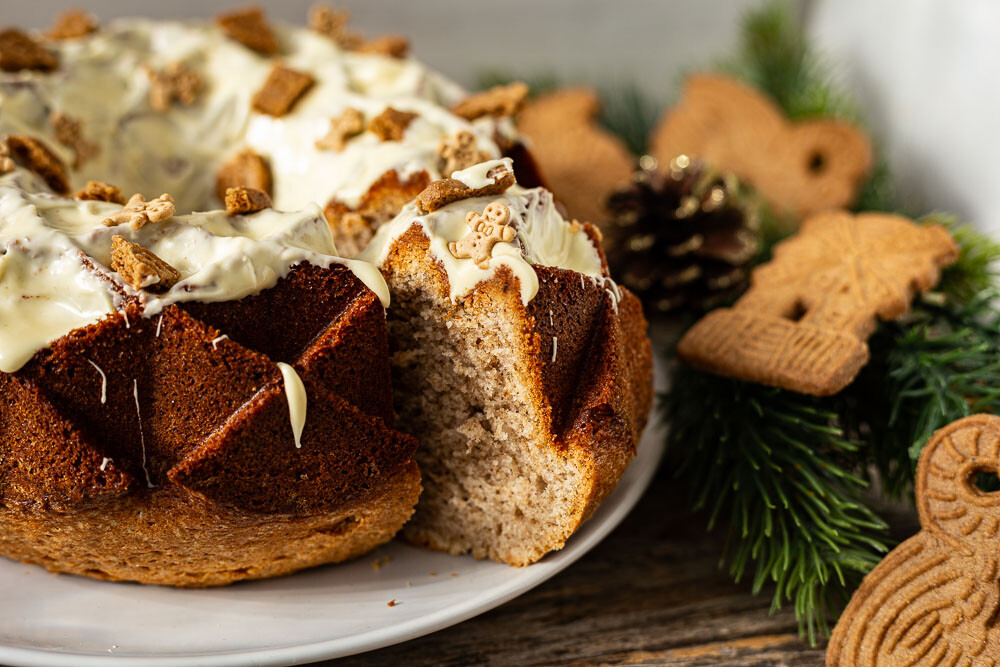 Thermomix Eierlikörkuchen fertig gebacken und angeschnitten